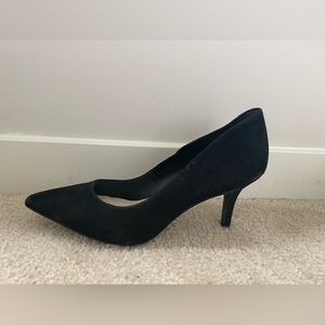 Alfani Suede Black Pumps